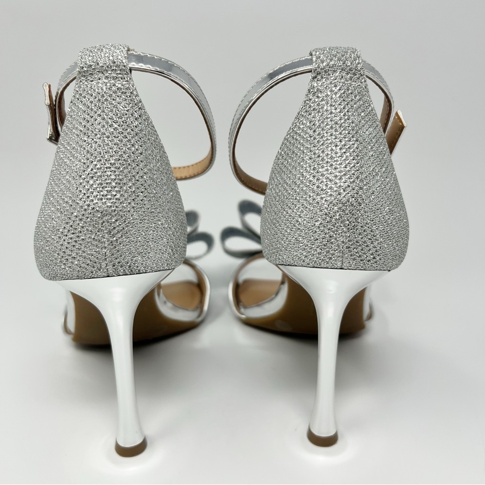 INC Bow Dress Sandals
Size 9.5 - Picture 4 of 7